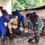 Gerak Cepat Personel Ditpolairud: Bahu-Membahu Bersihkan Dampak Bencana di Siau Timur