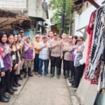 Melihat Aksi Tim Trauma Healing Polri Bersama Relawan UI Hadir Bersama Warga Pascabanjir di Cilincing