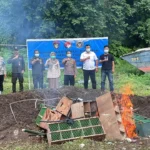 Cegah Flu Burung, Barantin dan Ditpolairud Musnahkan Ratusan Ayam Asal Filipina